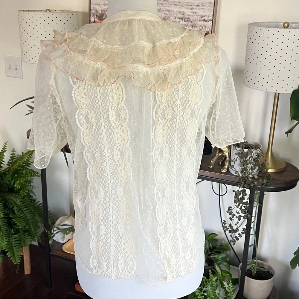 Free People Elegant Cream Lace Ruffle Top S - Picture 10 of 16